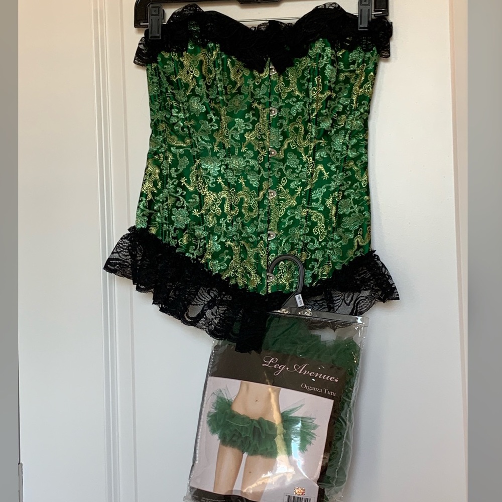 Corset & tutu